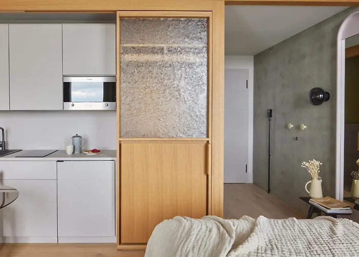 Locke At East Side Gallery